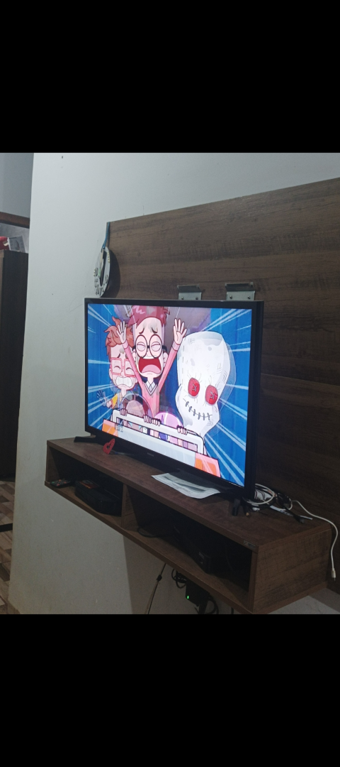 Vendo tv smart 32 polegadas